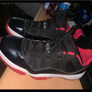 Jordan Bred 11 Low